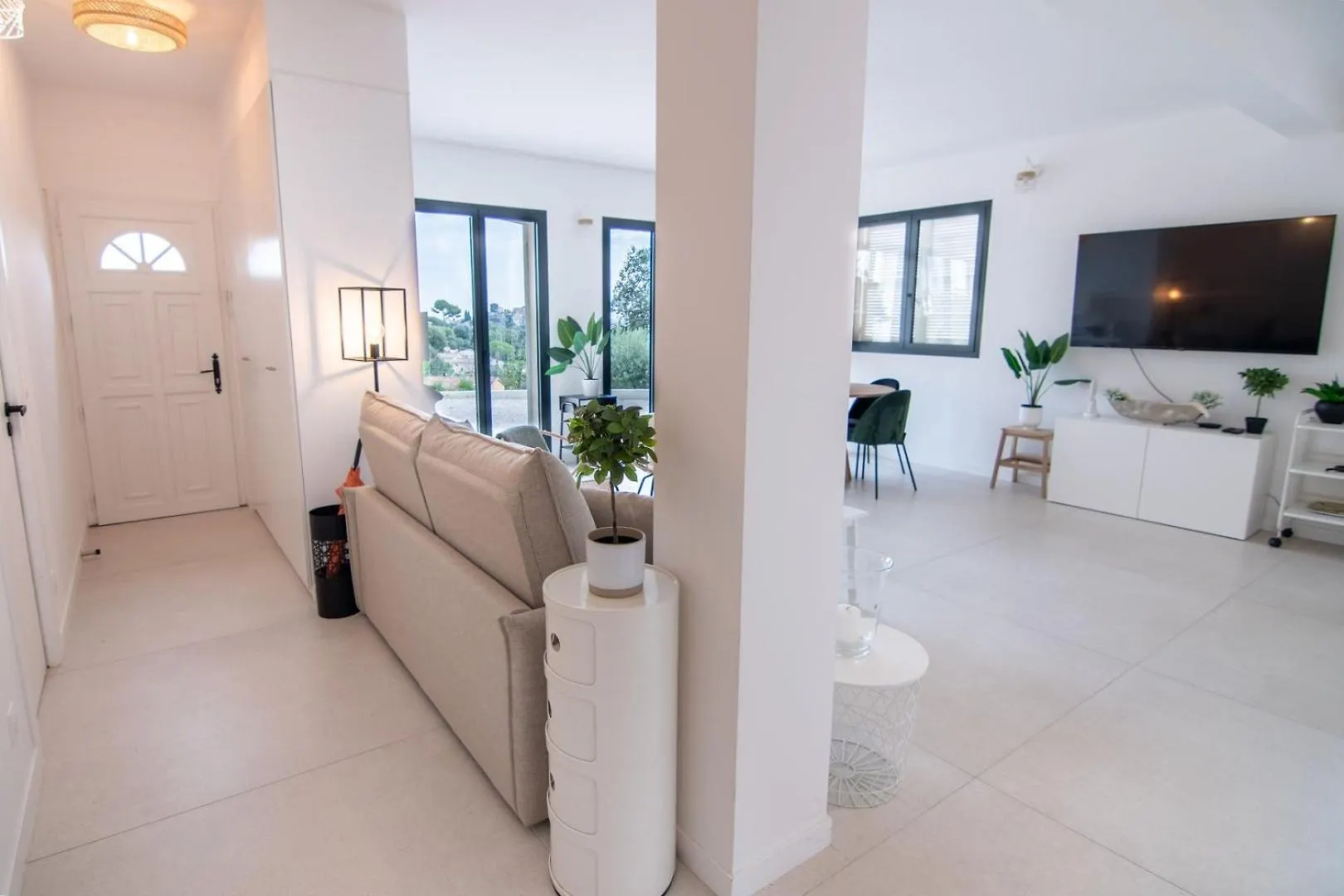 Maisonnette With Swimming Pool Cagnes-sur-Mer Fransa